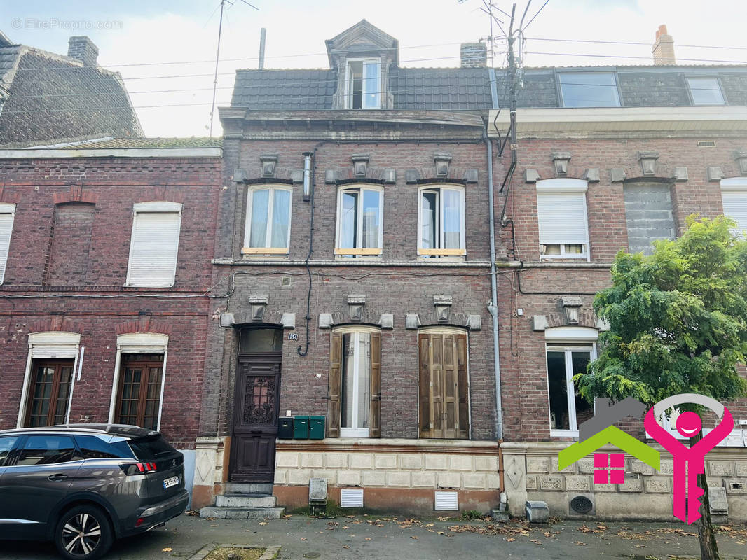 Façade avant - Appartement à DENAIN