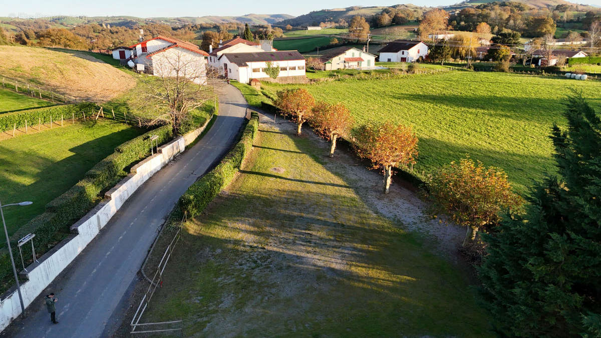 Terrain à HASPARREN