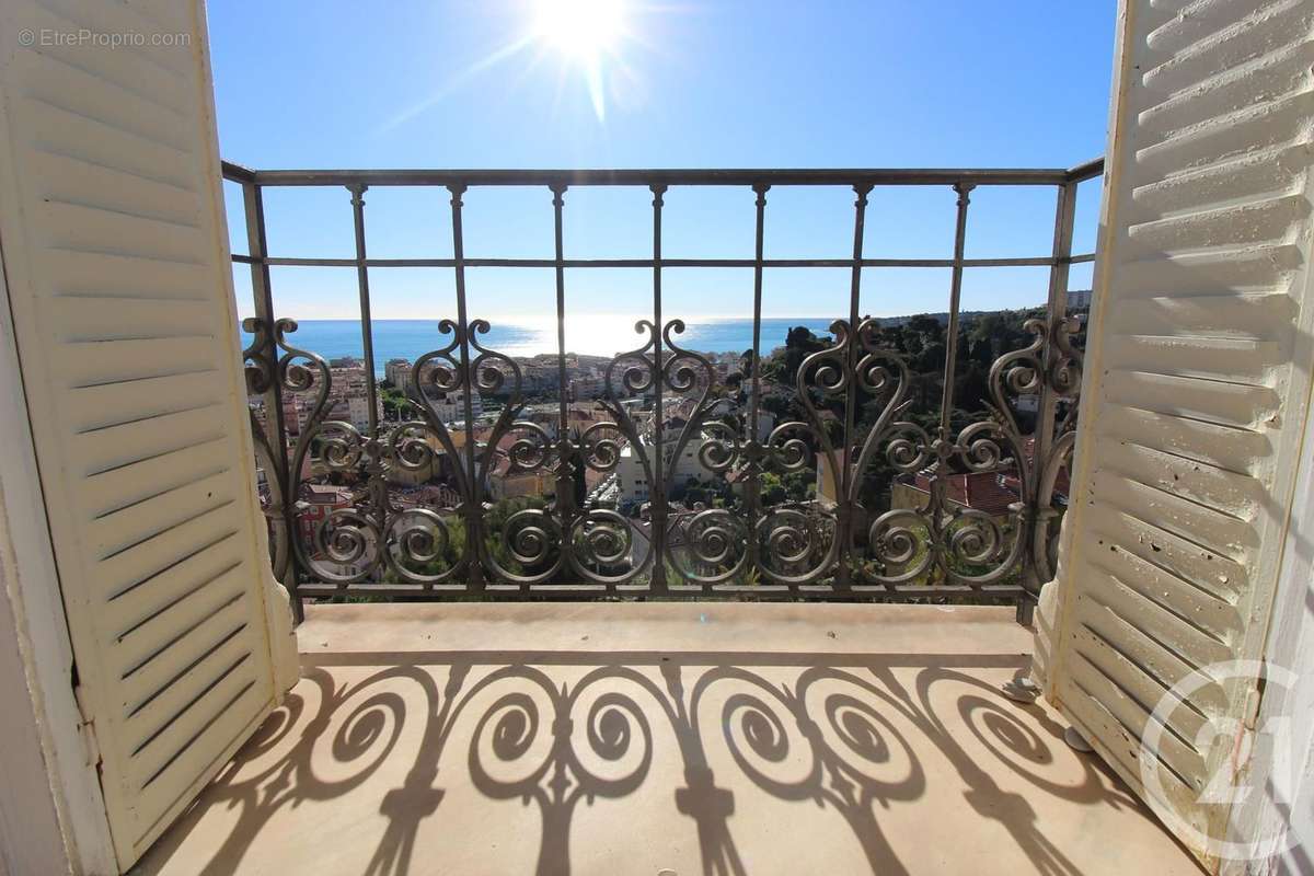 Appartement à MENTON