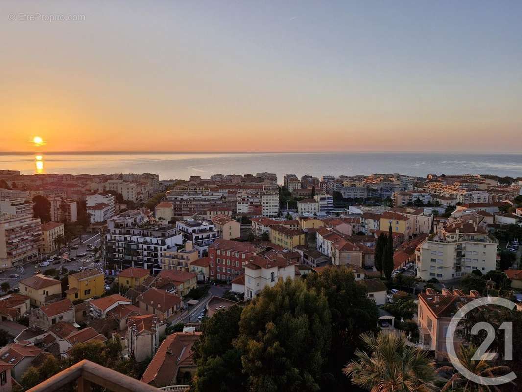 Appartement à MENTON