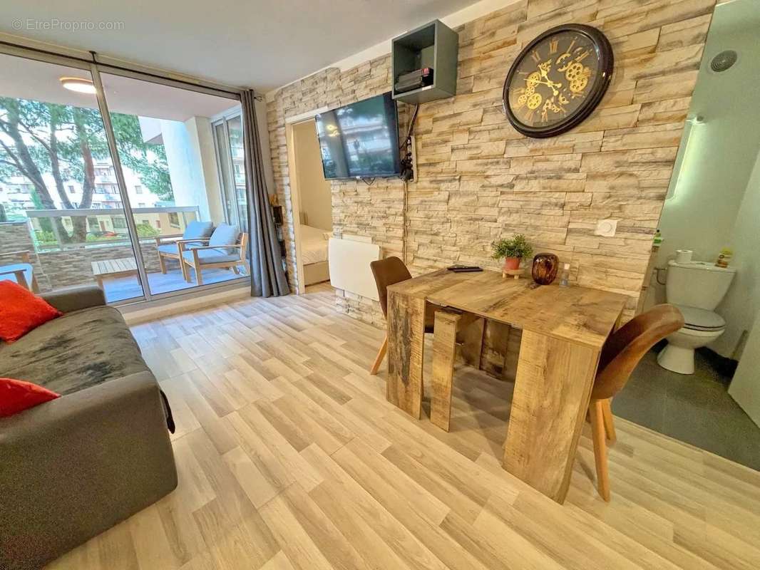 Appartement à ROQUEBRUNE-CAP-MARTIN