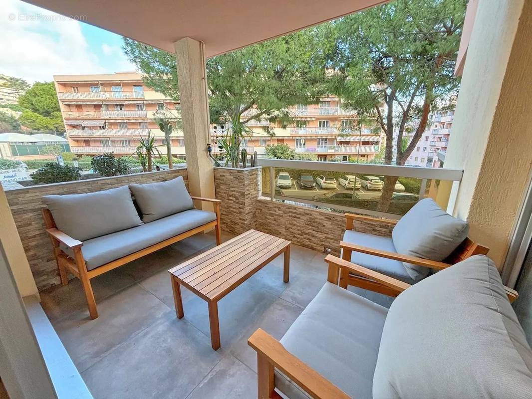 Appartement à ROQUEBRUNE-CAP-MARTIN