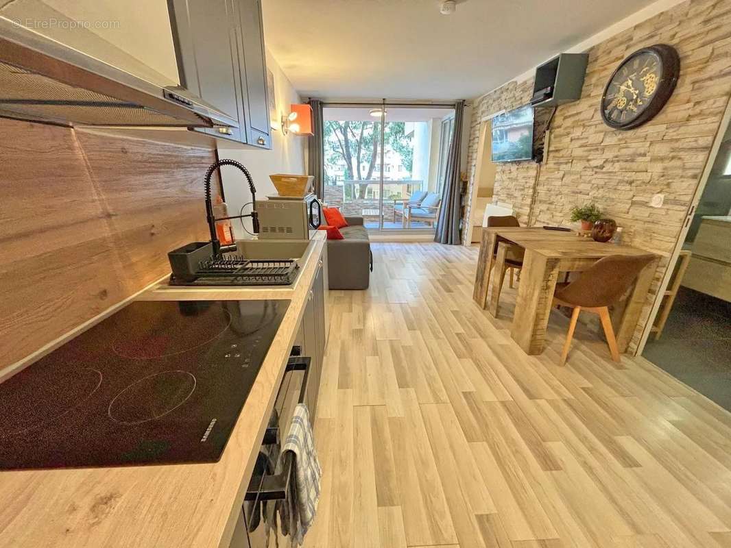 Appartement à ROQUEBRUNE-CAP-MARTIN