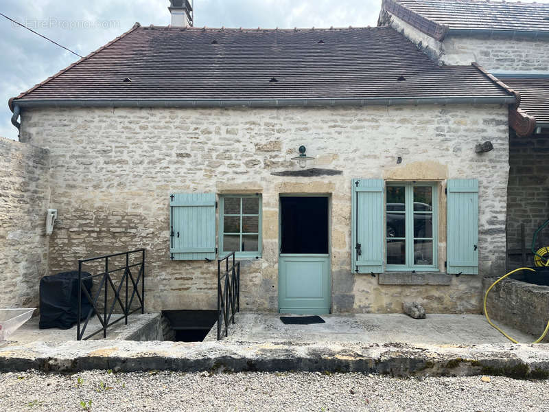 Maison à MONTBARD