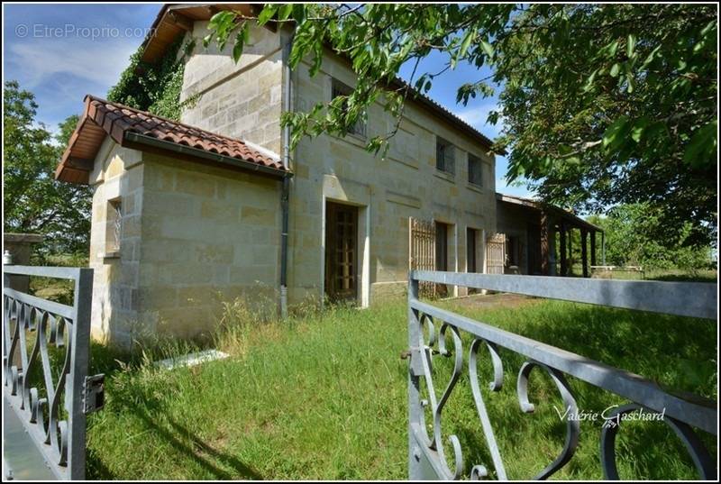 Maison à SAINT-ANTOINE-SUR-L&#039;ISLE