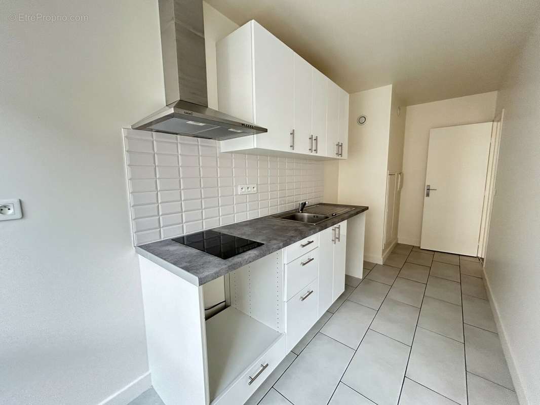 Appartement à COURBEVOIE