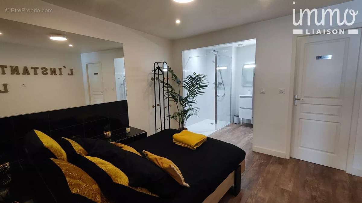 Appartement à DOMENE