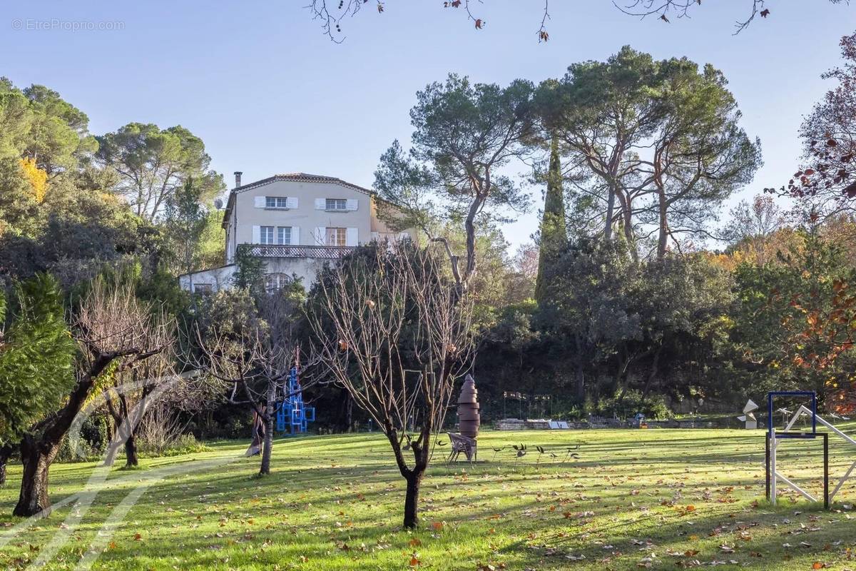 Maison à FONTAINE-DE-VAUCLUSE