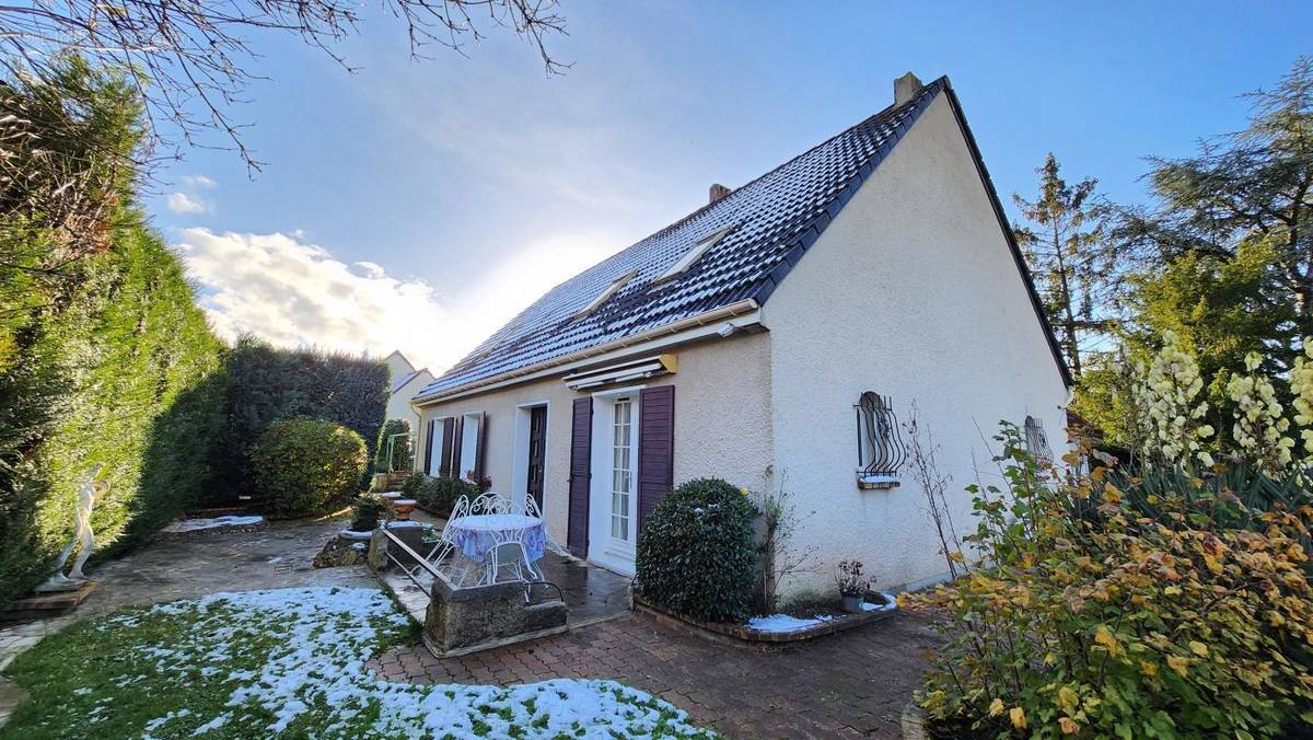 Maison à SAINT-GERMAIN-LES-ARPAJON