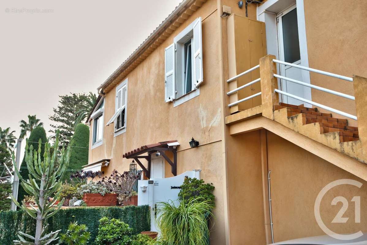 Appartement à VILLEFRANCHE-SUR-MER