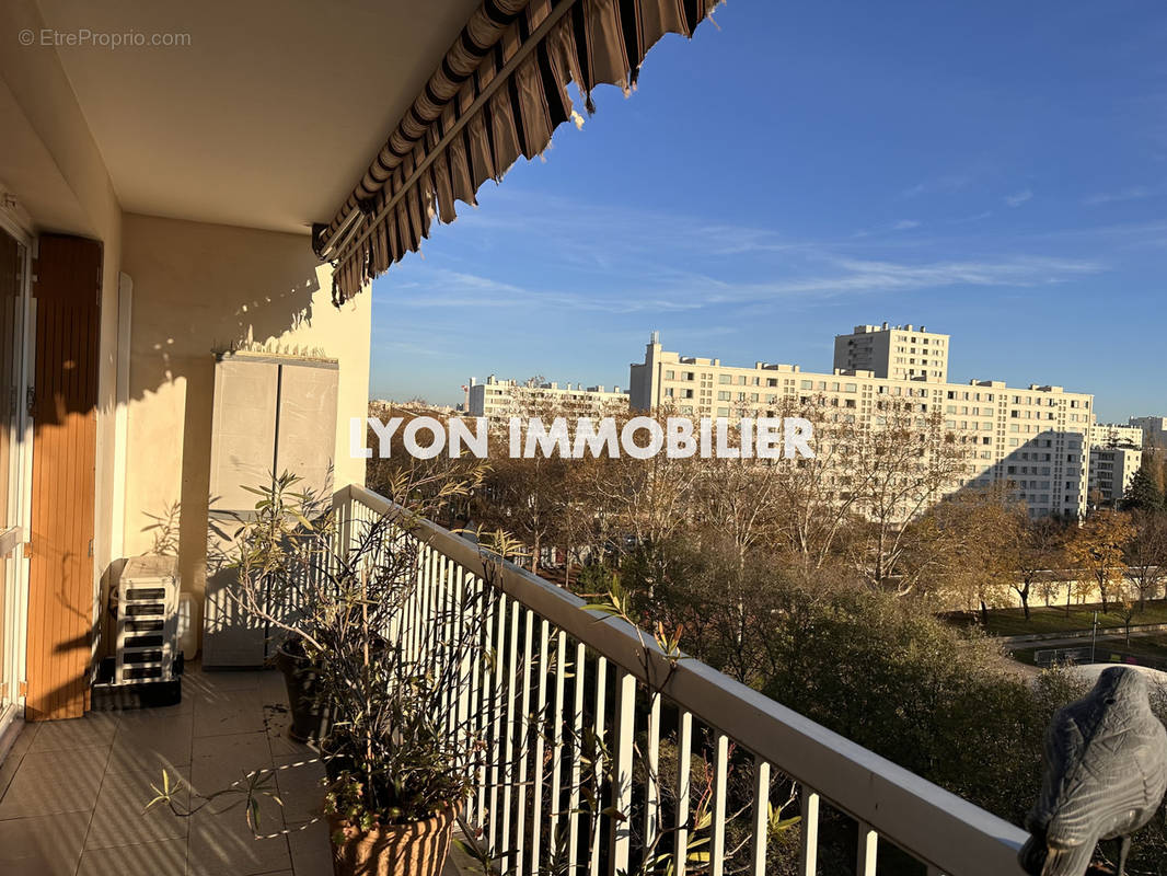 Appartement à LYON-8E