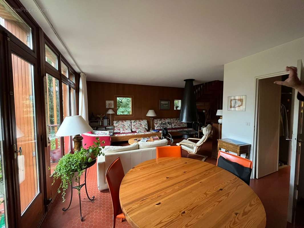 Appartement à RAMONVILLE-SAINT-AGNE