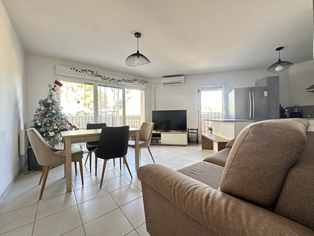 Appartement à MARSEILLE-9E