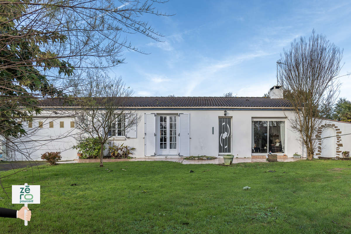 Maison à SAINTE-FOY