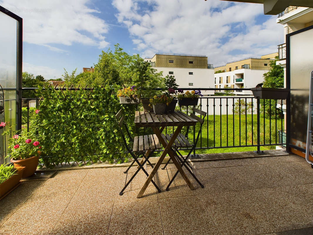 Appartement à LE PERREUX-SUR-MARNE