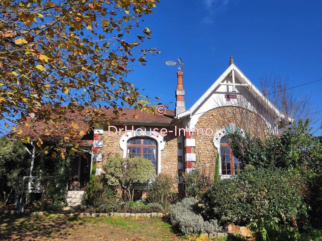 Maison à CASTILLON-LA-BATAILLE