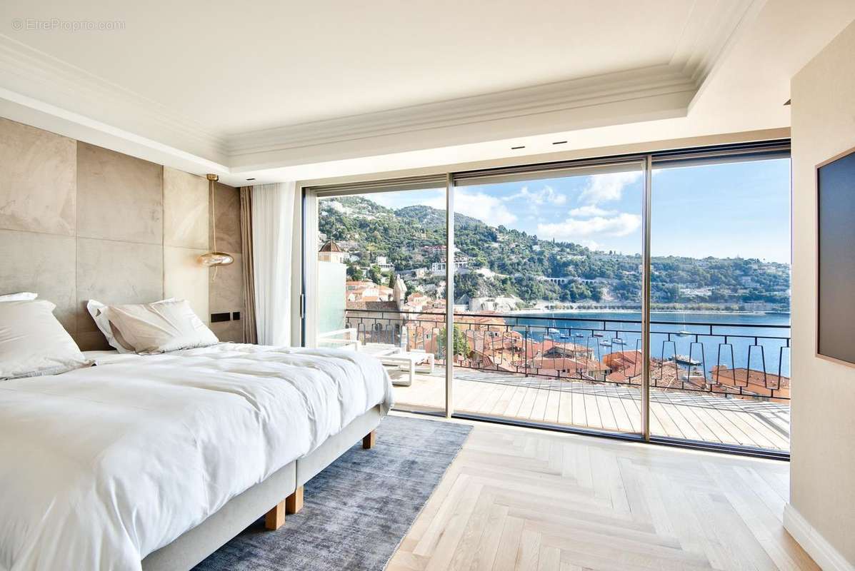 Appartement à VILLEFRANCHE-SUR-MER