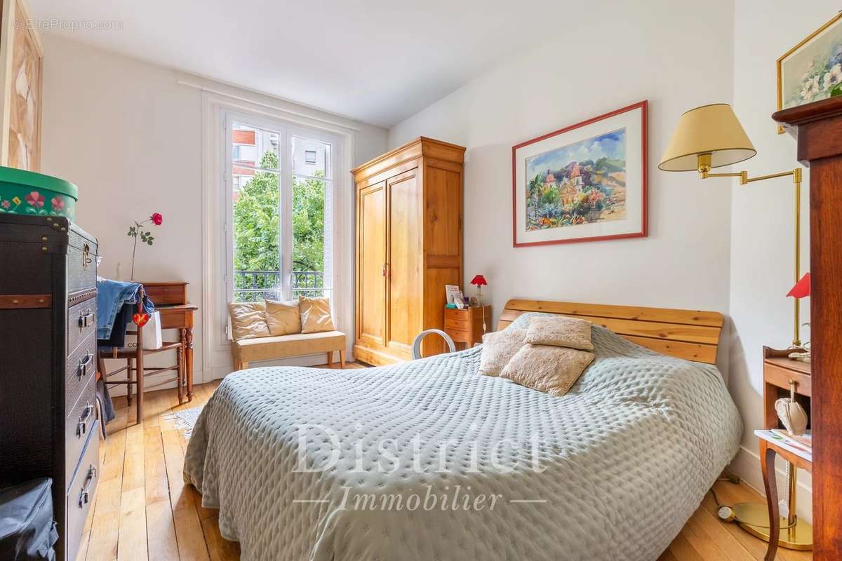 Appartement à PARIS-15E