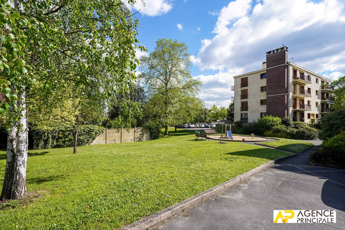 Appartement à MAISONS-LAFFITTE