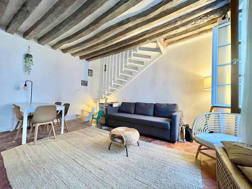 Appartement à PARIS-11E