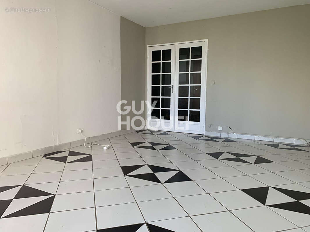 Appartement à NEUILLY-SUR-MARNE