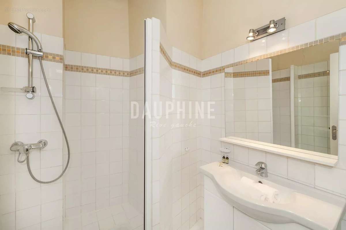 Appartement à PARIS-6E