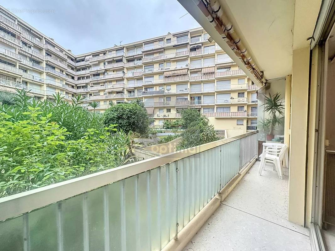 Appartement à MENTON