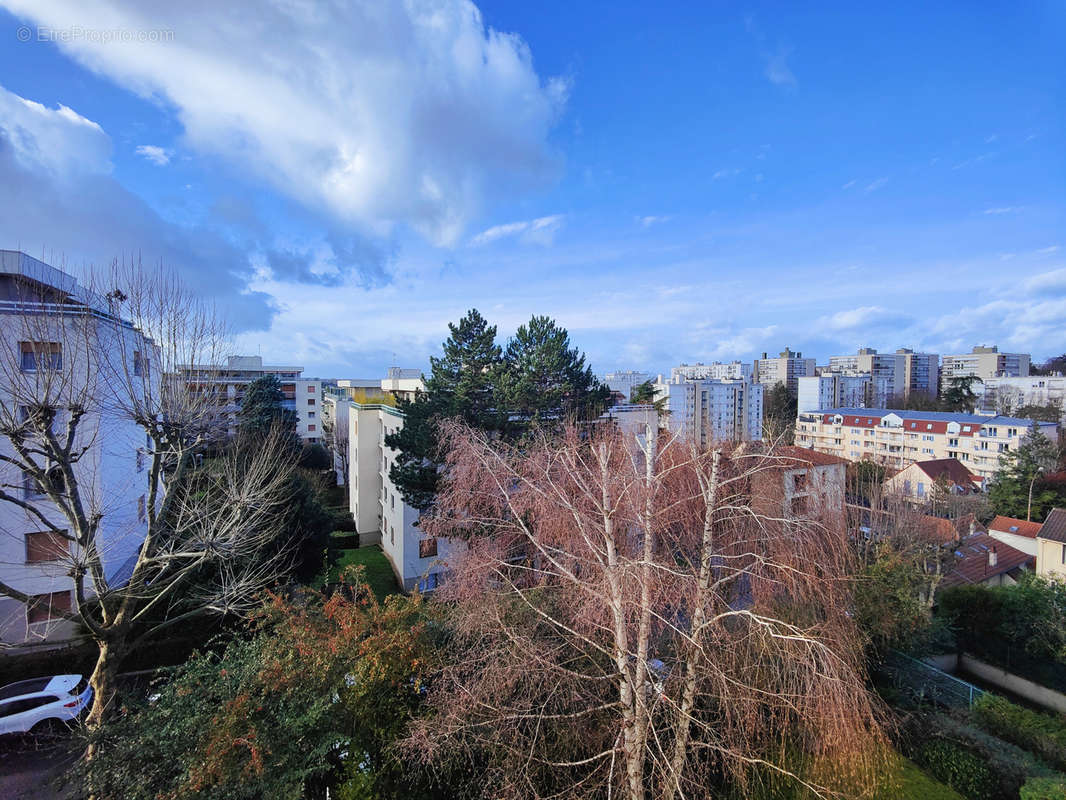 Appartement à RUEIL-MALMAISON