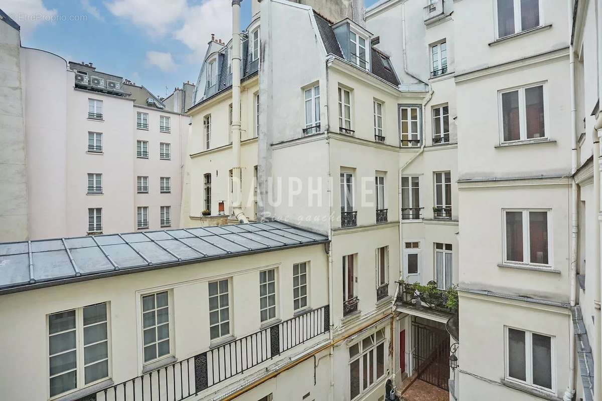 Appartement à PARIS-6E