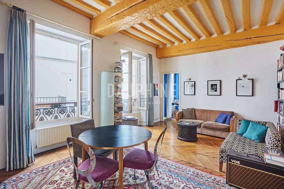 Appartement à PARIS-6E