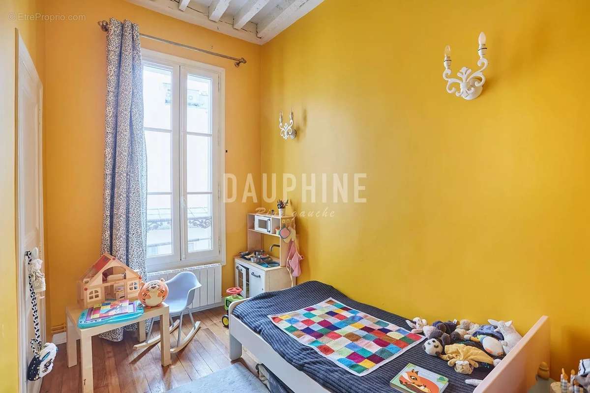 Appartement à PARIS-6E