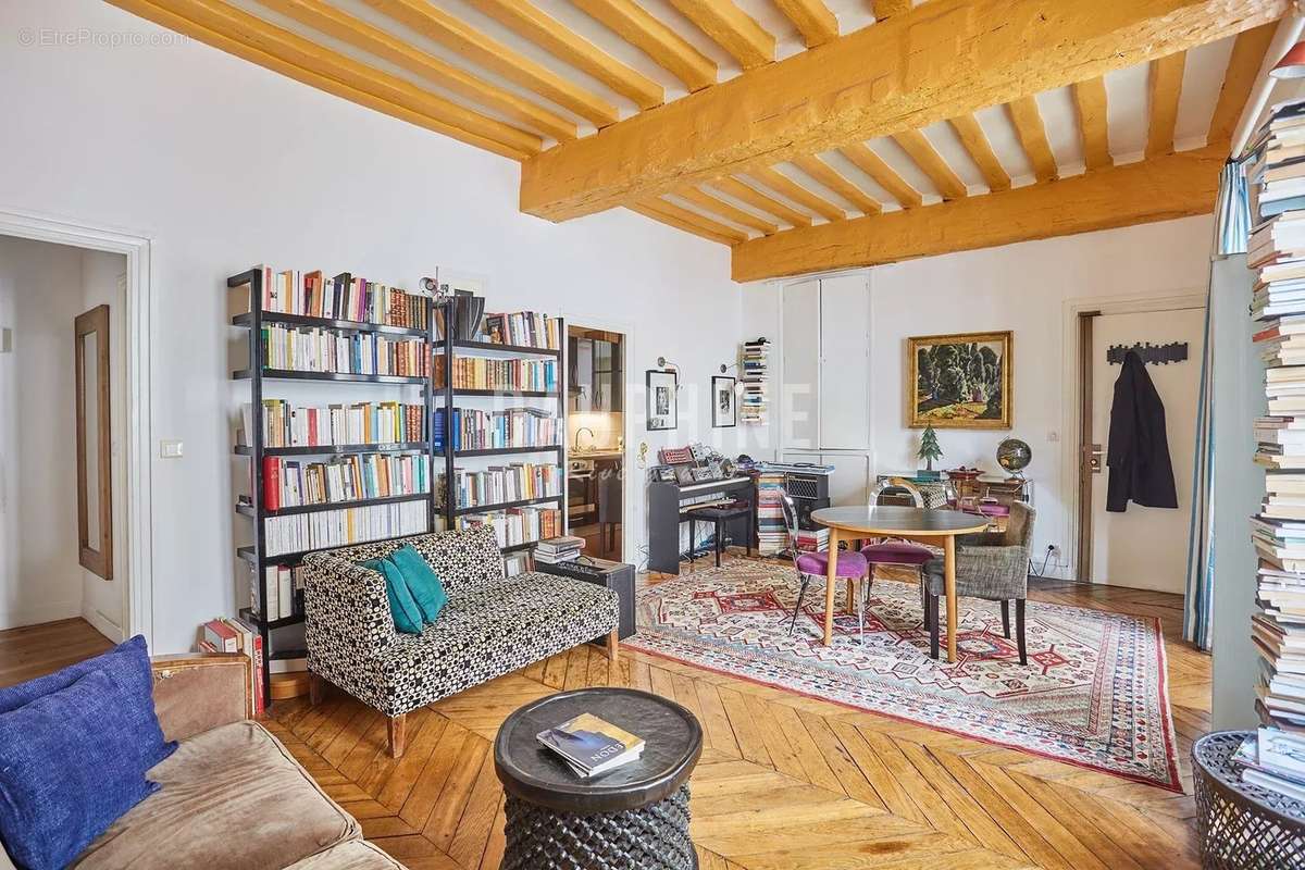 Appartement à PARIS-6E