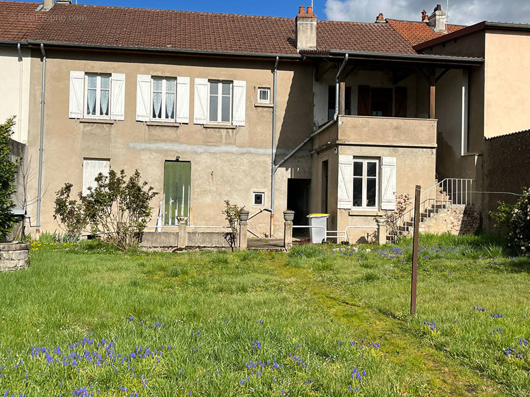 Maison à MONTCEAU-LES-MINES