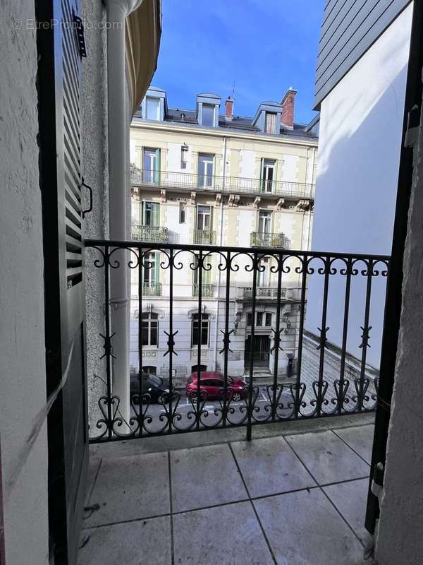 Appartement à AIX-LES-BAINS