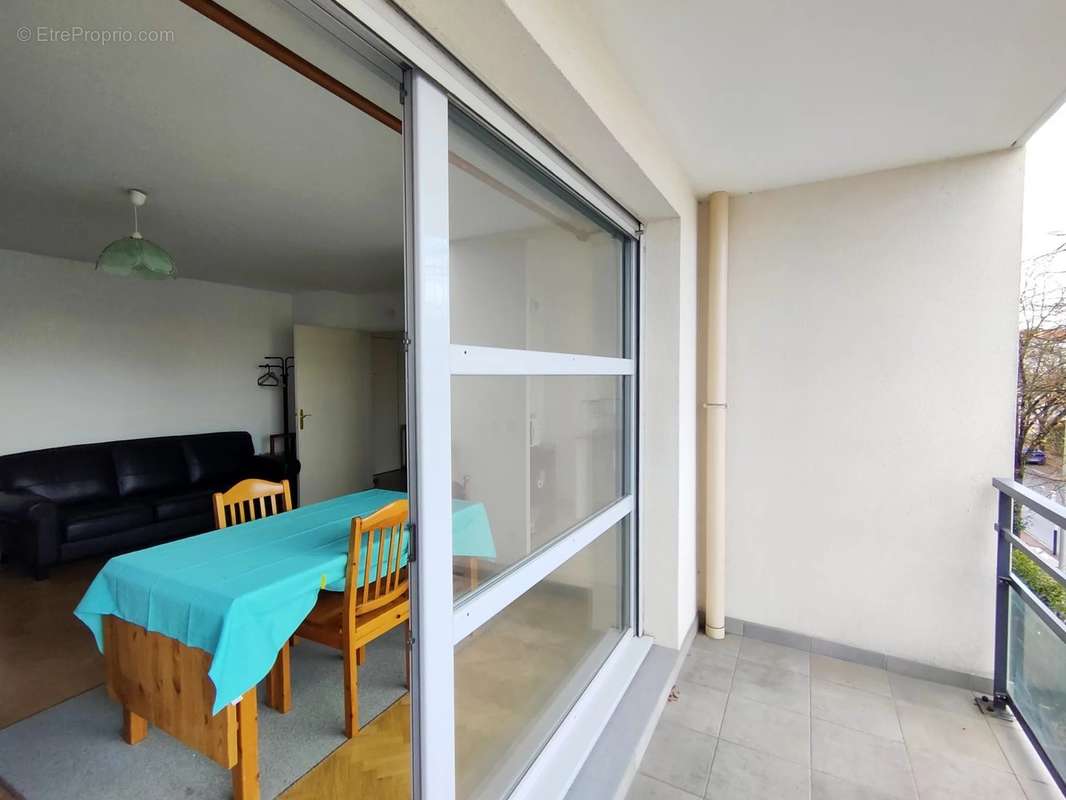 Appartement à NANTERRE