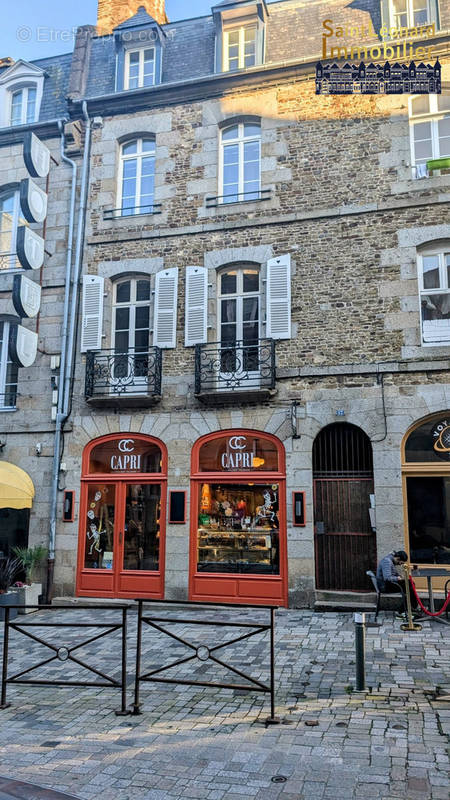 Appartement à FOUGERES