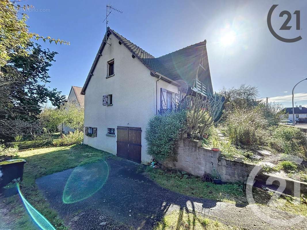 Maison à AUXERRE