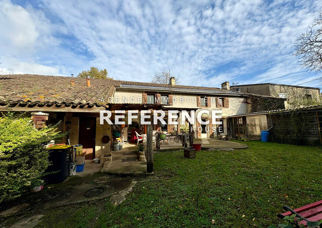 Maison à SAUVETERRE-DE-GUYENNE