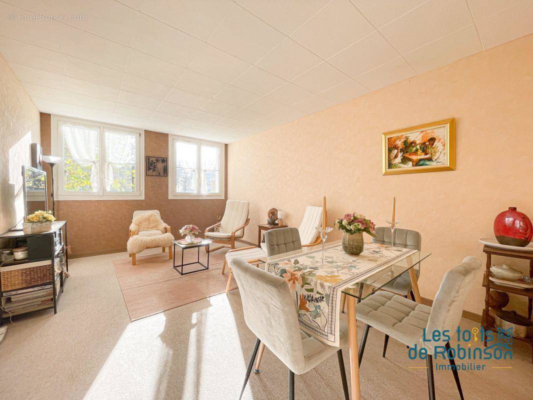 Appartement à VELIZY-VILLACOUBLAY