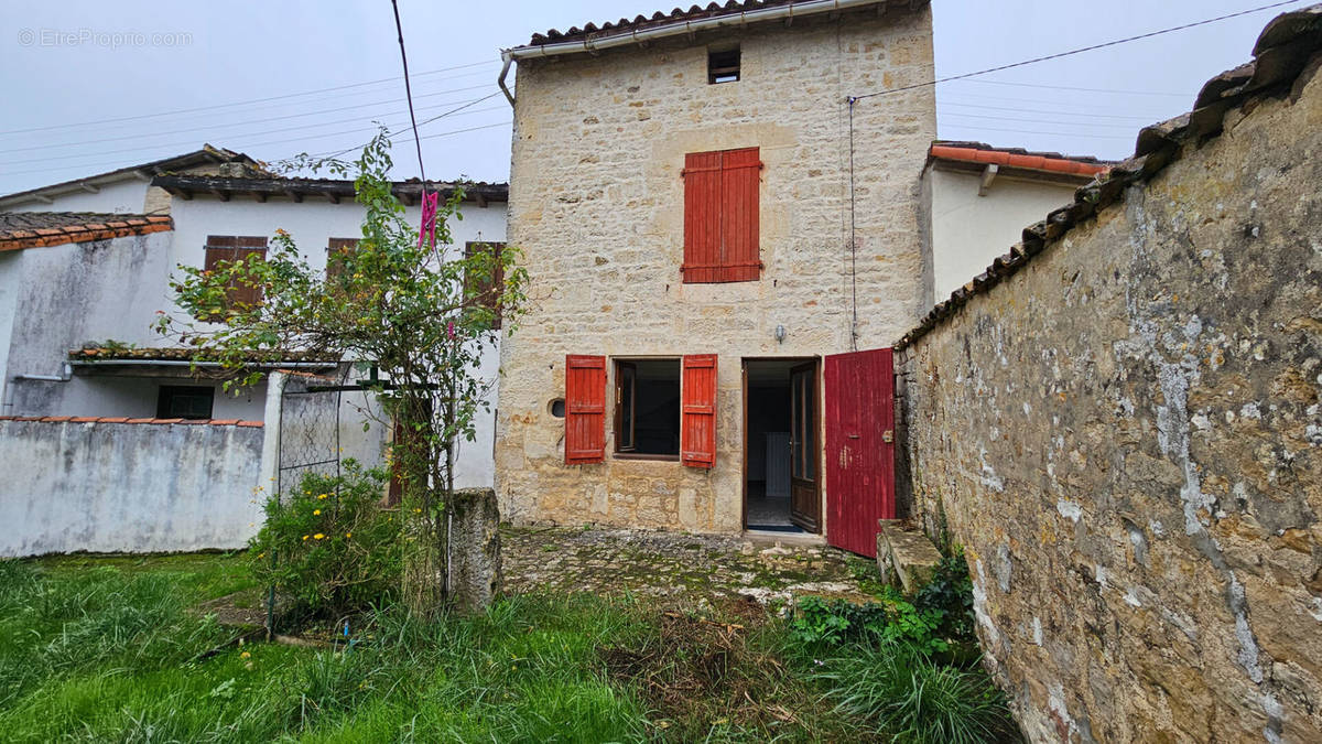 Maison à MELLE