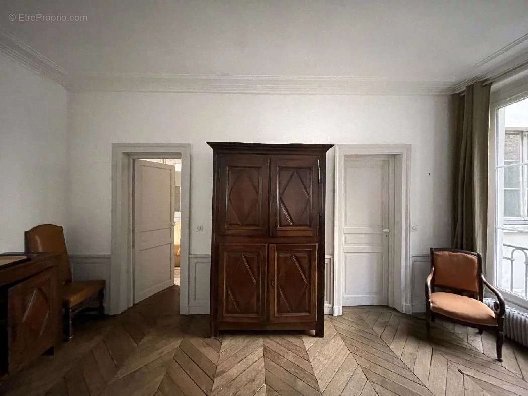 Appartement à PARIS-6E