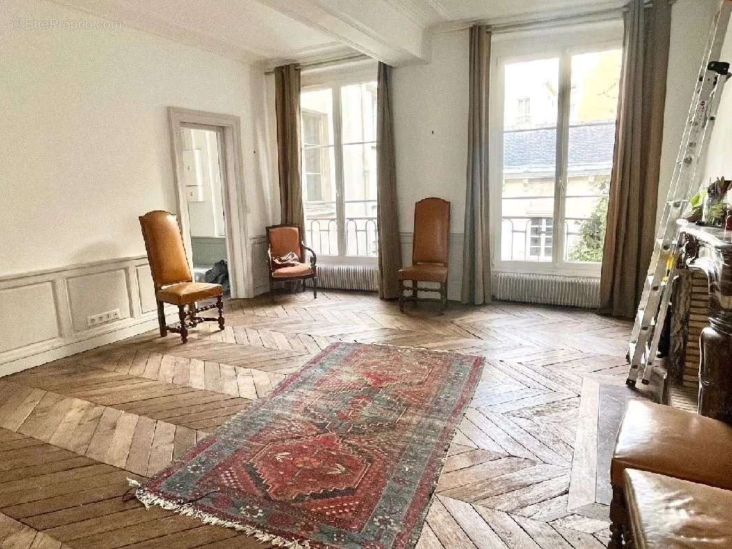 Appartement à PARIS-6E