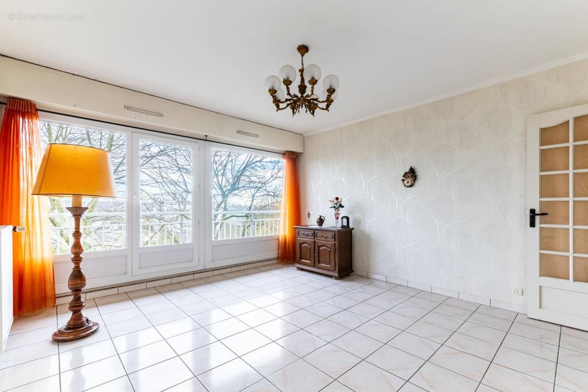 Appartement à CHEVIGNY-SAINT-SAUVEUR