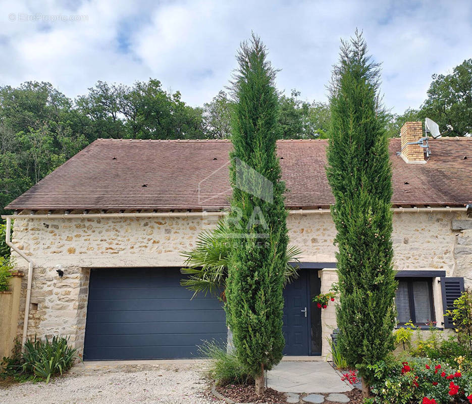 Maison à BOURAY-SUR-JUINE