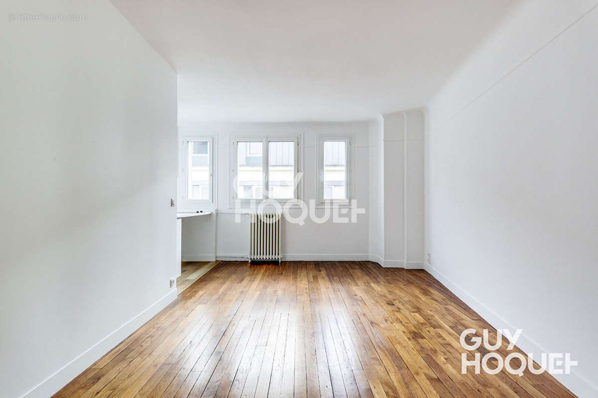 Appartement à PARIS-20E