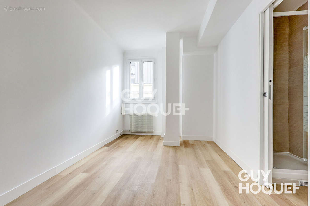 Appartement à PARIS-20E