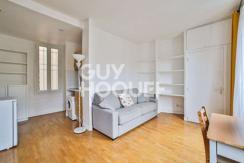 Appartement à PARIS-10E