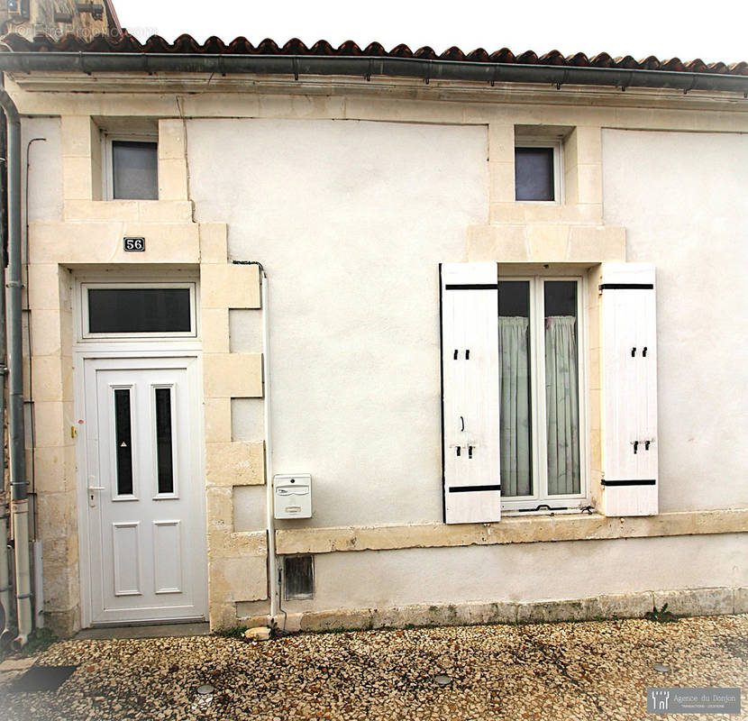 Maison à PONS