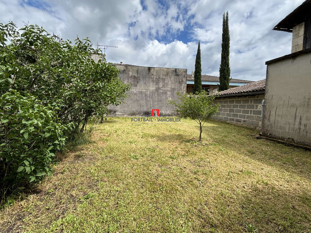 Maison à LARUSCADE