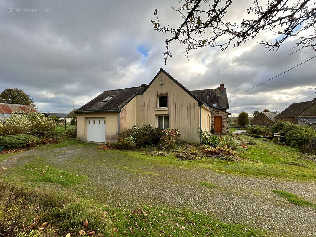 Maison à SAINT-SEGLIN